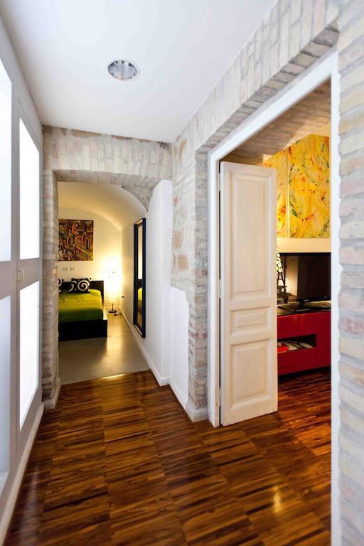 Colosseo Accomodation Apartment Рим Стая снимка