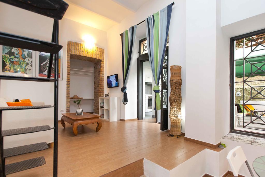 Colosseo Accomodation Apartment Рим Екстериор снимка