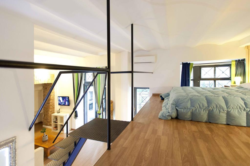Colosseo Accomodation Apartment Рим Екстериор снимка